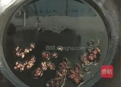 Illustration of how to make sparerib dumplings 2