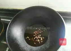 Illustration of how to make refreshing cold noodles 2