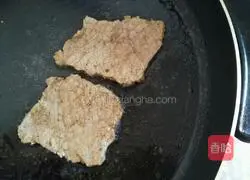 Illustration of how to make black pepper steak sandwich 4