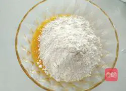 Illustration of how to make melon seed shortbread 3