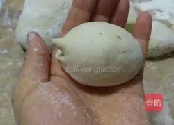 Illustration of how to make hedgehog multi-grain steamed buns 4