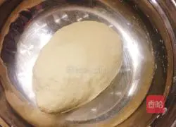 Illustration of how to make butterfly steamed buns 7