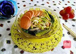 Illustration of how to make ham noodles 9