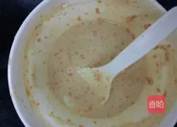 Illustration of how to make carrot pancakes 4