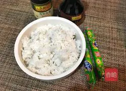 Illustration of how to make soy sauce fried rice 1