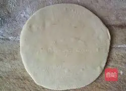 Illustration of how to make egg and leek pie 14