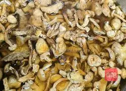 Illustration of how to make wonton wrapper steamed buns 5