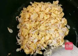 Illustration of Cabbage Egg Shrimp Pie 3