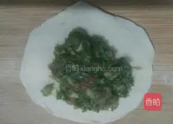 Leaf buns...Illustration of fennel stuffing 13