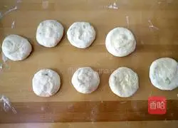 Illustration of how to make scallion pancakes (scallion pancakes) 12