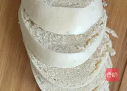 Illustration of how to make fried steamed buns 1