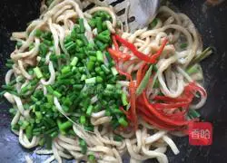 Recipe for fried noodles with sesame sauce and eggs Illustration 9