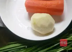 Illustration of how to make mixed vegetable cakes 1