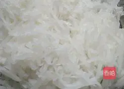 Illustration of how to make radish and pork dumplings 2