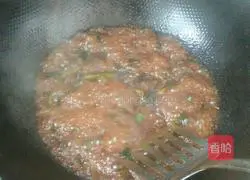 Illustration of how to make noodles with scallion oil 7