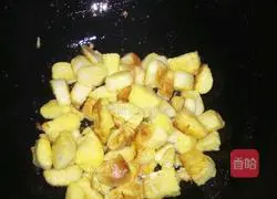 Illustration of how to make fried steamed buns 4