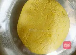 Illustration of how to make yeast pumpkin cake 7