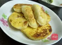 Illustration of how to make fried steamed buns 9