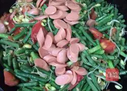 Illustration of how to make braised noodles 9