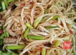 Illustration of how to make bacon fried pancakes 12