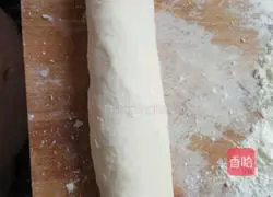 Illustration of how to make breakfast meat buns 2