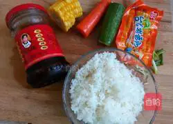 Illustration of how to make Lao Gan Ma’s fried rice 1