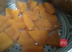 How to make sunflower steamed buns Illustration 3