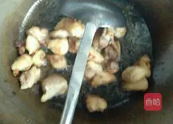 Illustration of how to make mutton stuffed pancakes 3