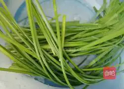 Old Beijing leek cakes Illustration of how to make cakes 1