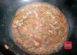 Illustration of how to make minced pork noodles 10