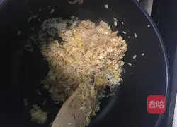 Illustration of how to make egg fried rice 5