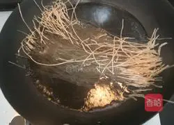 Illustration of how to make cold vermicelli 4