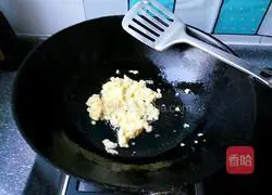 Illustration of how to make tomato fried rice 2