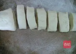 Illustration of how to make delicious pork buns 9