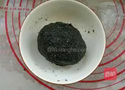 Illustration of how to make Yuhuashi glutinous rice balls 3