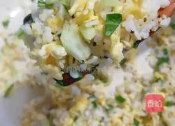 Egg Fried Rice Illustration of how to do it 6