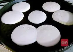 Illustration of how to make rice flour cakes 6