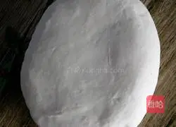 Pork and Celery Wonton Recipe Illustration 8