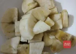 Illustration of how to make Xiangpiao Shili (rice wine made from banana steamed buns)