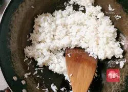 Pseudo-Golden Fried Rice/Miyazicheng’s recipe illustration 2