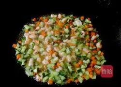 Illustration of how to make shrimp fried rice 6