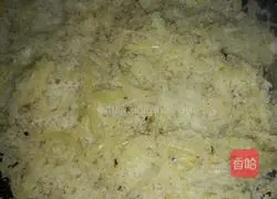 Illustration of how to make shredded potato fried rice 2