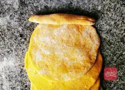 Illustration of how to make rose pumpkin steamed buns 3