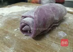 Illustration of how to make rose steamed buns 11