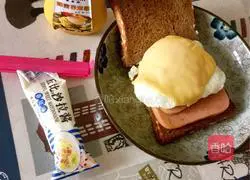 Sandwich Recipe Illustration 5