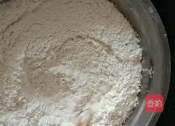 Illustration of how to make brown sugar steamed buns 3