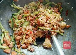 Egg Illustration of how to make steamed buns and fried rice 7