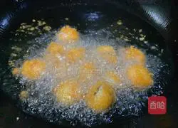 Illustration of how to make fried glutinous rice balls 5