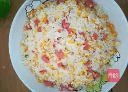 Illustration of how to make colorful egg fried rice 13