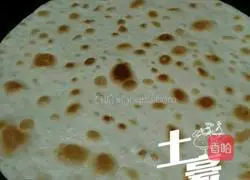 Illustration of how to make homemade pancakes 5